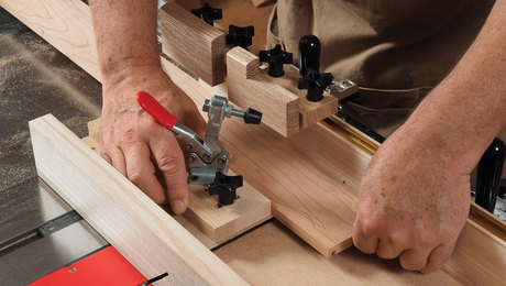 a tablesaw sled for mitered boxes