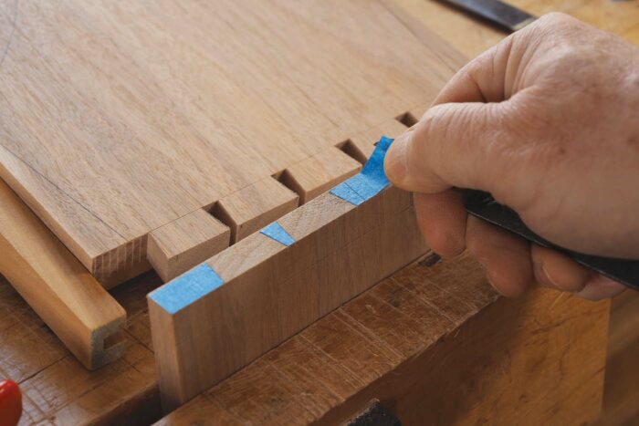 Light, Sturdy Dovetailed Tote - FineWoodworking