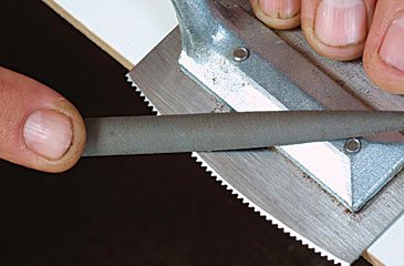 veneer saw sharpening